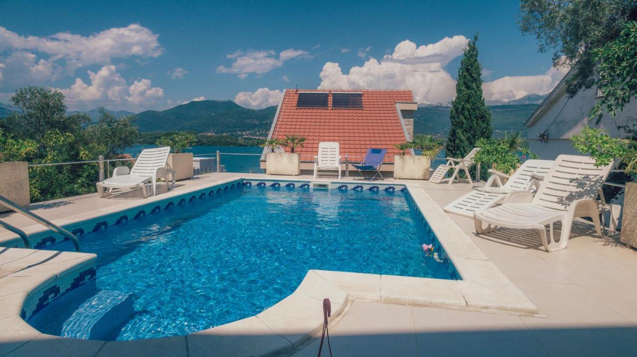 Villa 티바트 외부 사진